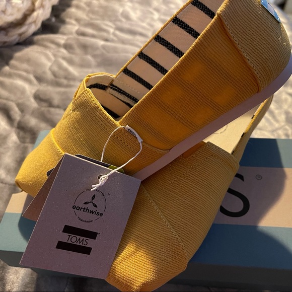 TOMS Alpargata Heritage Canvas in Marigold-SOLD - Picture 6 of 6